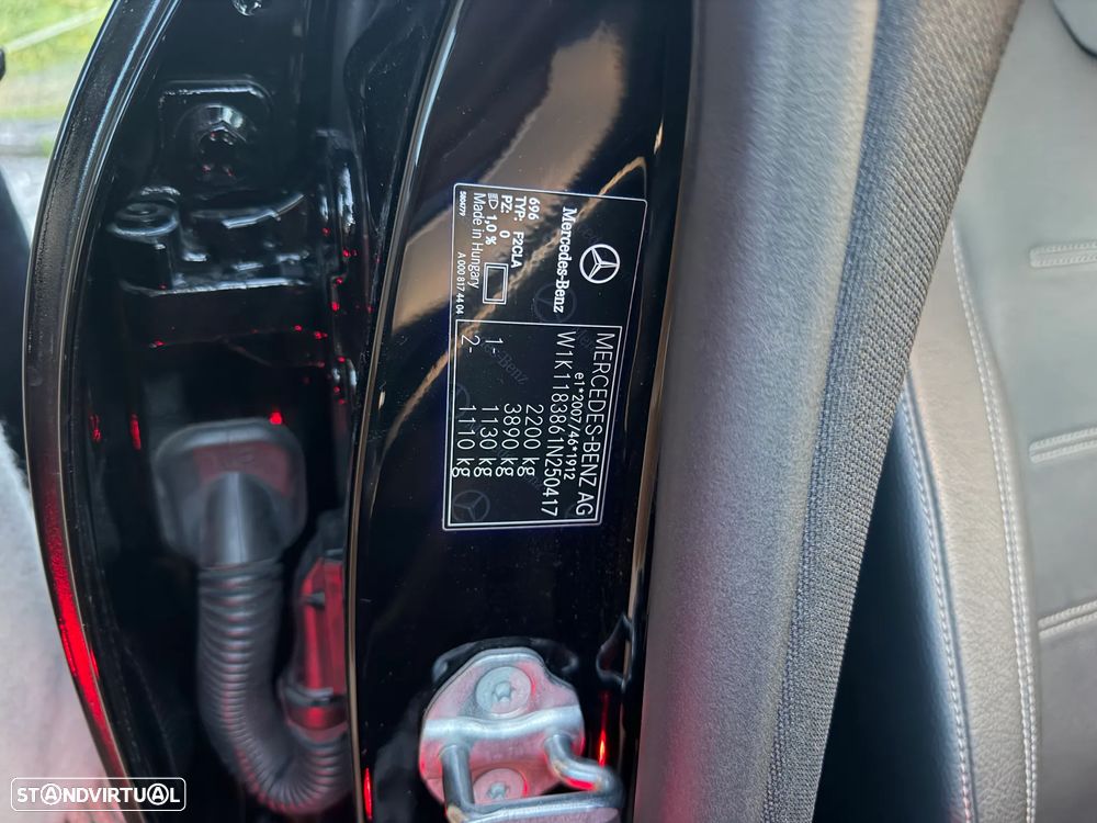 Mercedes-Benz CLA 250 e 8G-DCT AMG Line - 18