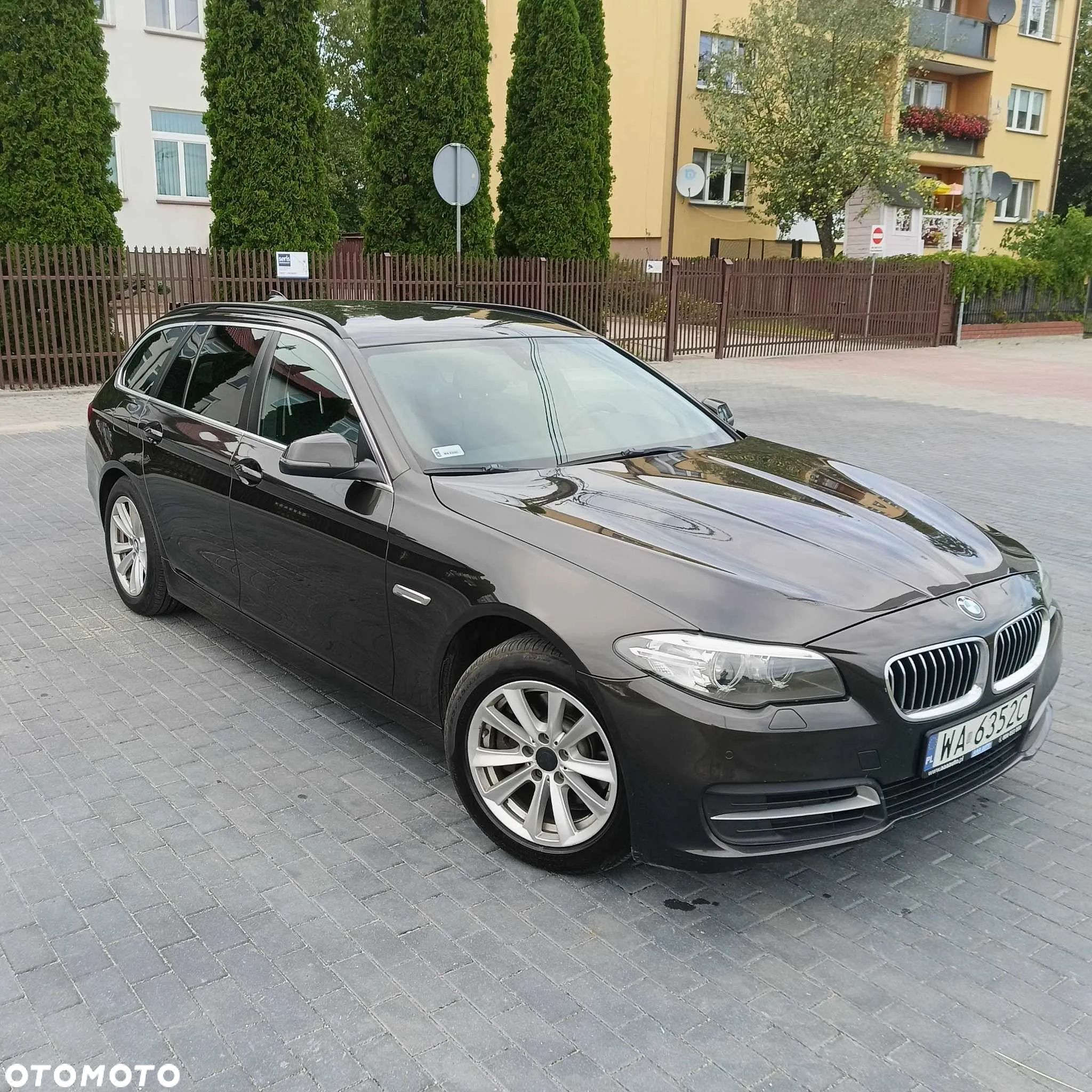 BMW Seria 5 518d - 1