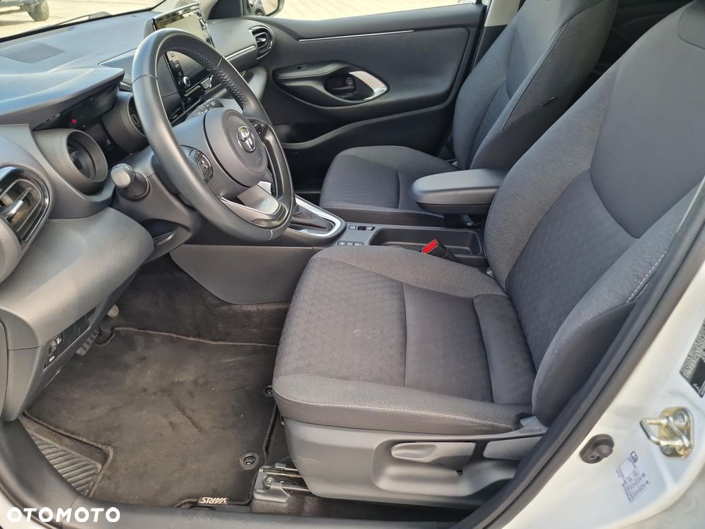 Toyota Yaris - 13