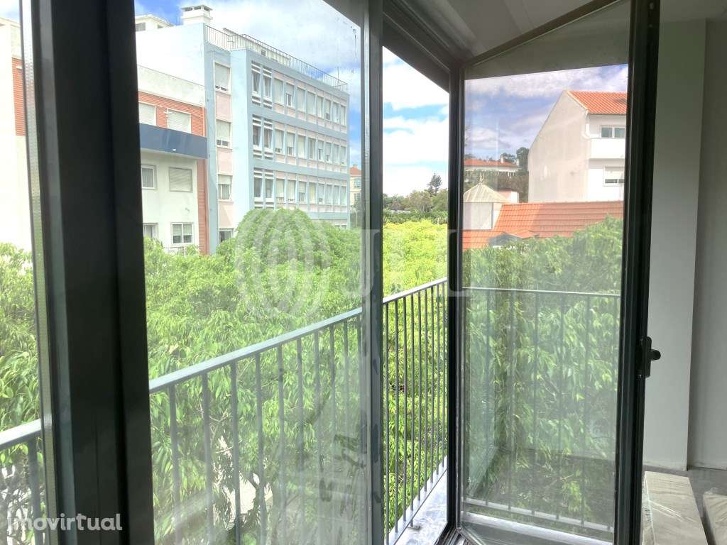 Apartamento T2, com estacionamento, em Alcântara - Grande imagem: 3/37