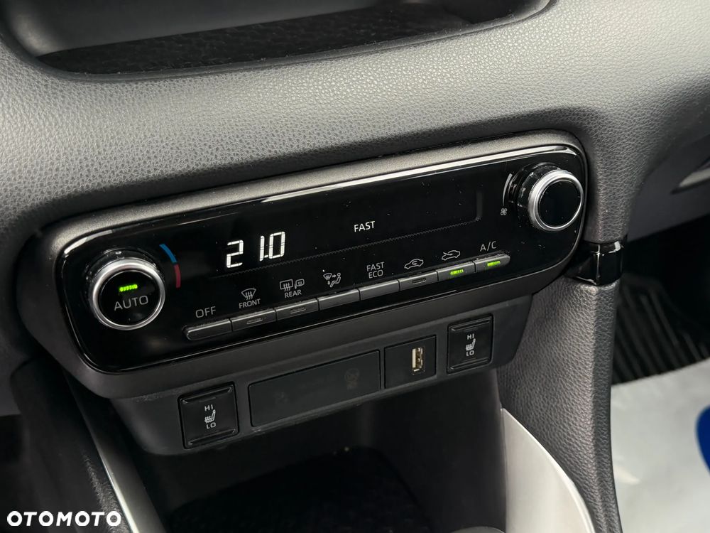 Toyota Yaris Hybrid 1.5 Comfort - 23