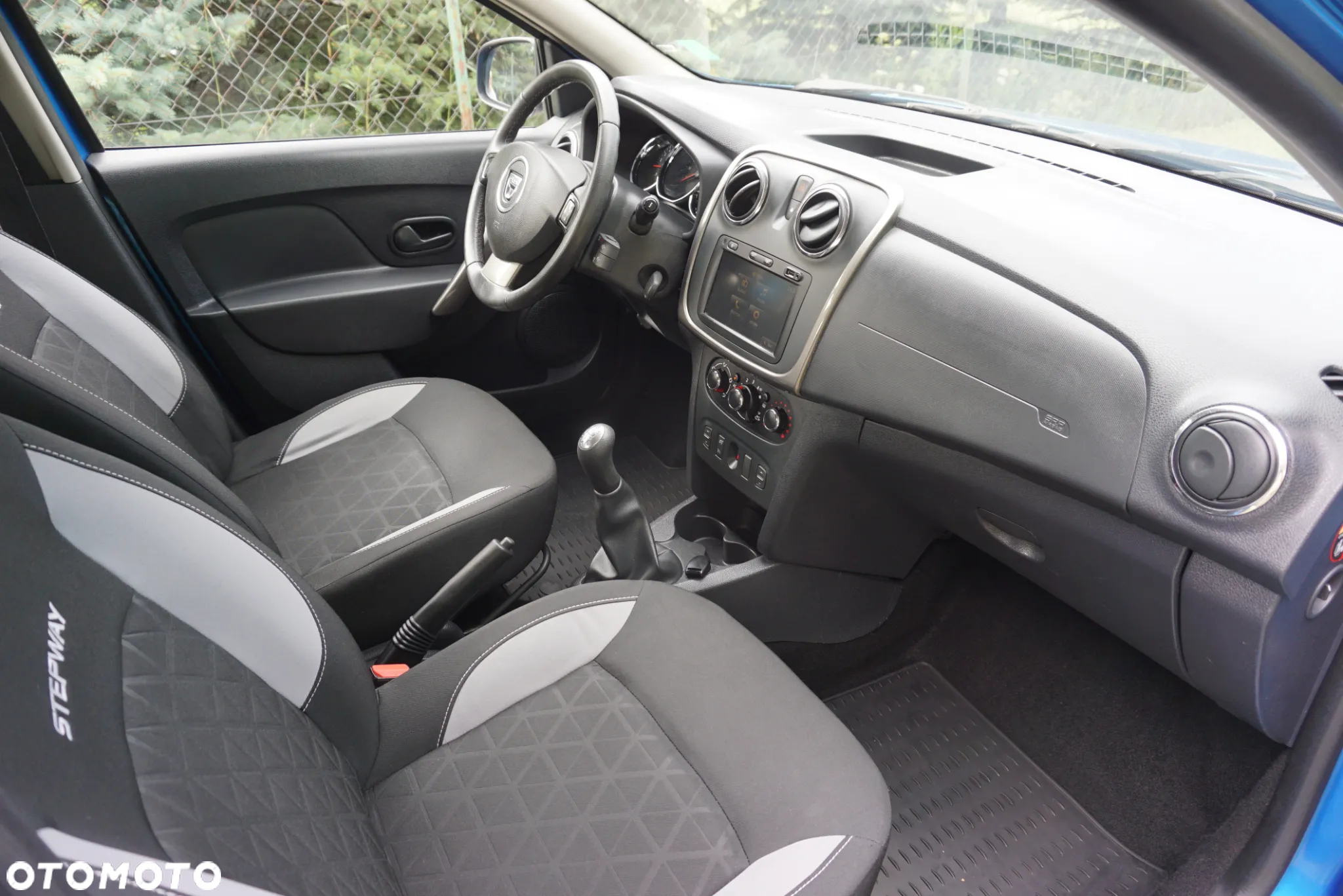 Dacia Sandero Stepway TCe 90 (S&S) Celebration - 4