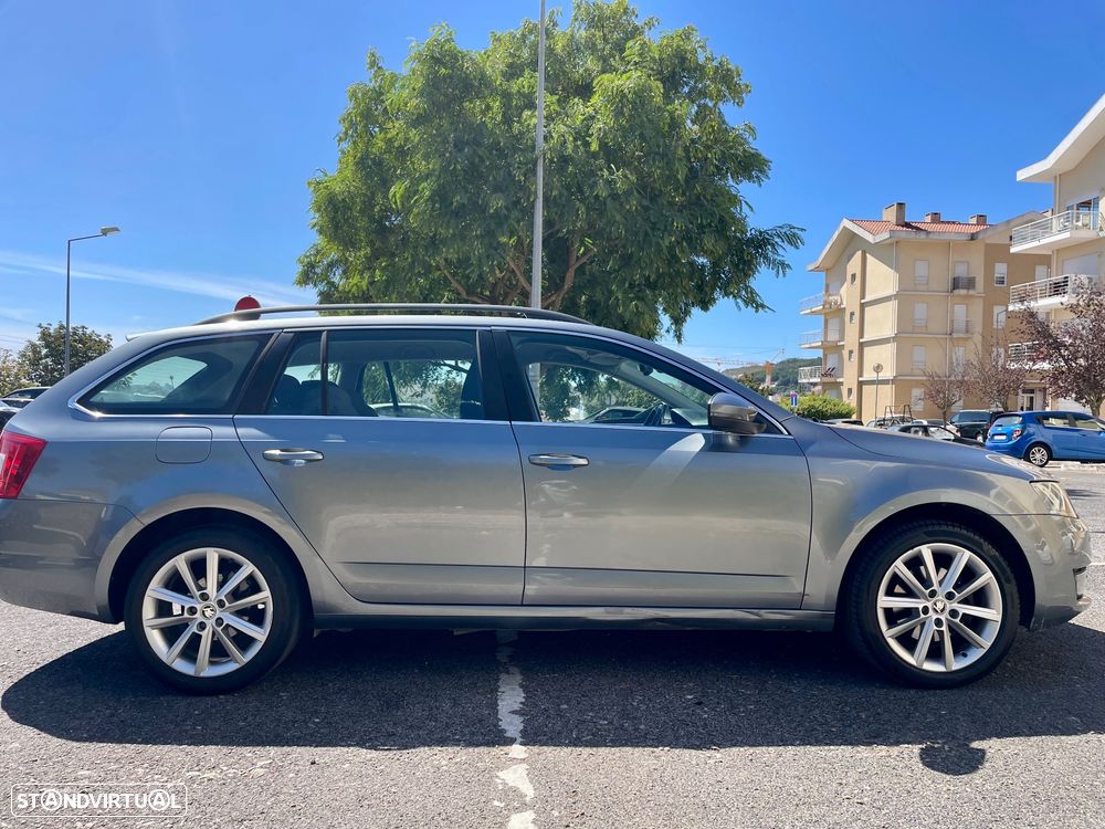 Skoda Octavia Break 1.6 TDi Elegance Pack - 3