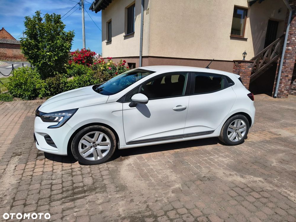 Renault Clio - 10