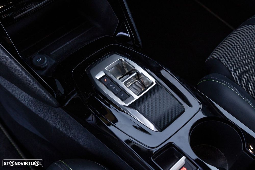 Peugeot 2008 1.2 PureTech GT EAT8 - 19