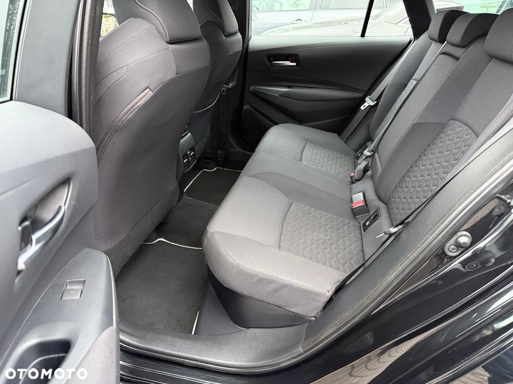 Toyota Corolla 2.0 Hybrid Comfort - 13