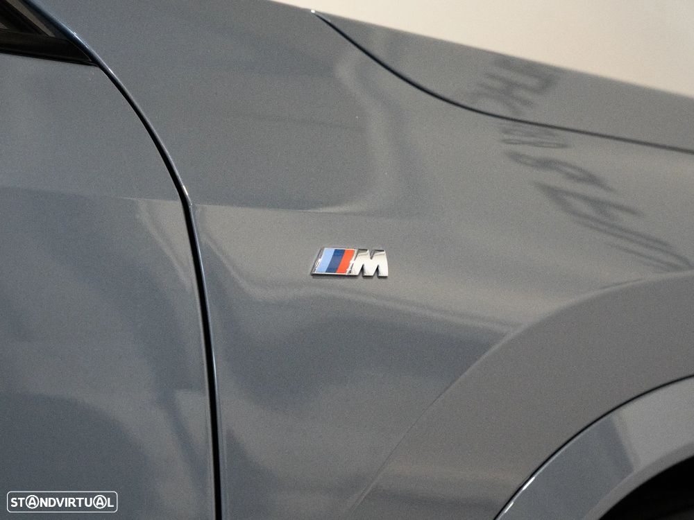 BMW iX1 eDrive20 Pack Desportivo M Pro - 25