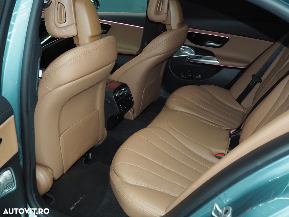 Mercedes-Benz E 220 d MHEV 4MATIC Aut. - 26