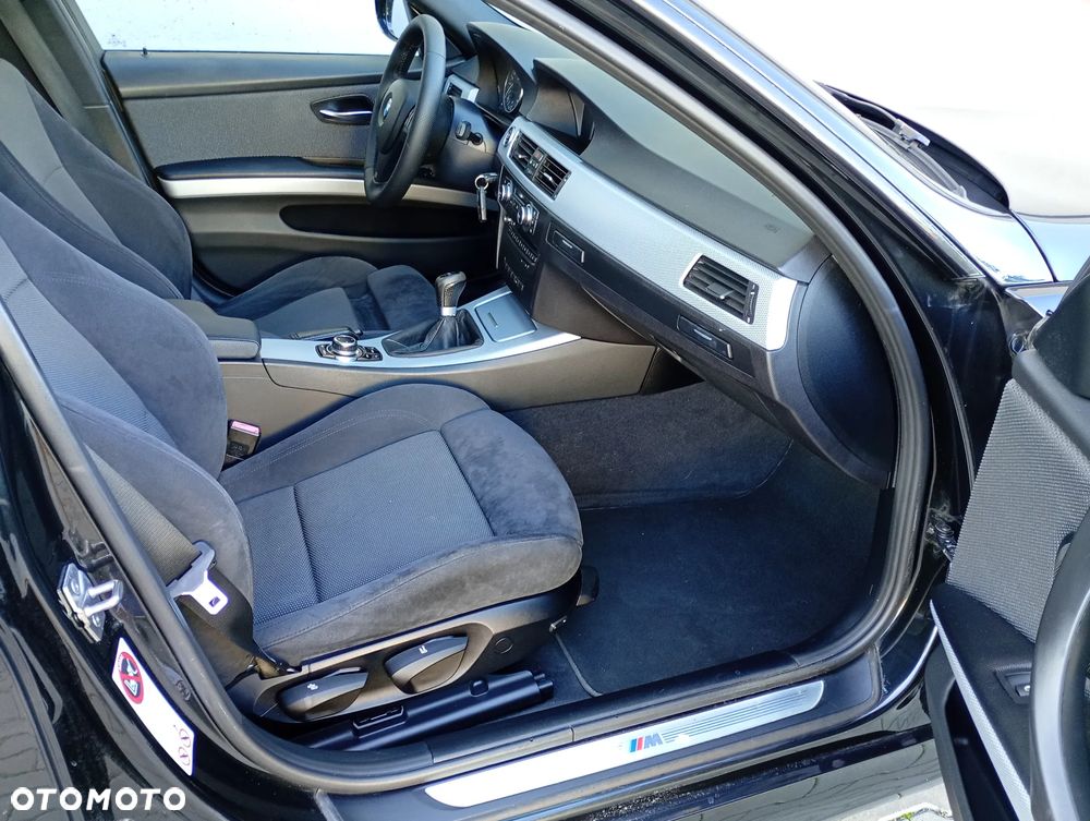 BMW Seria 3 - 23