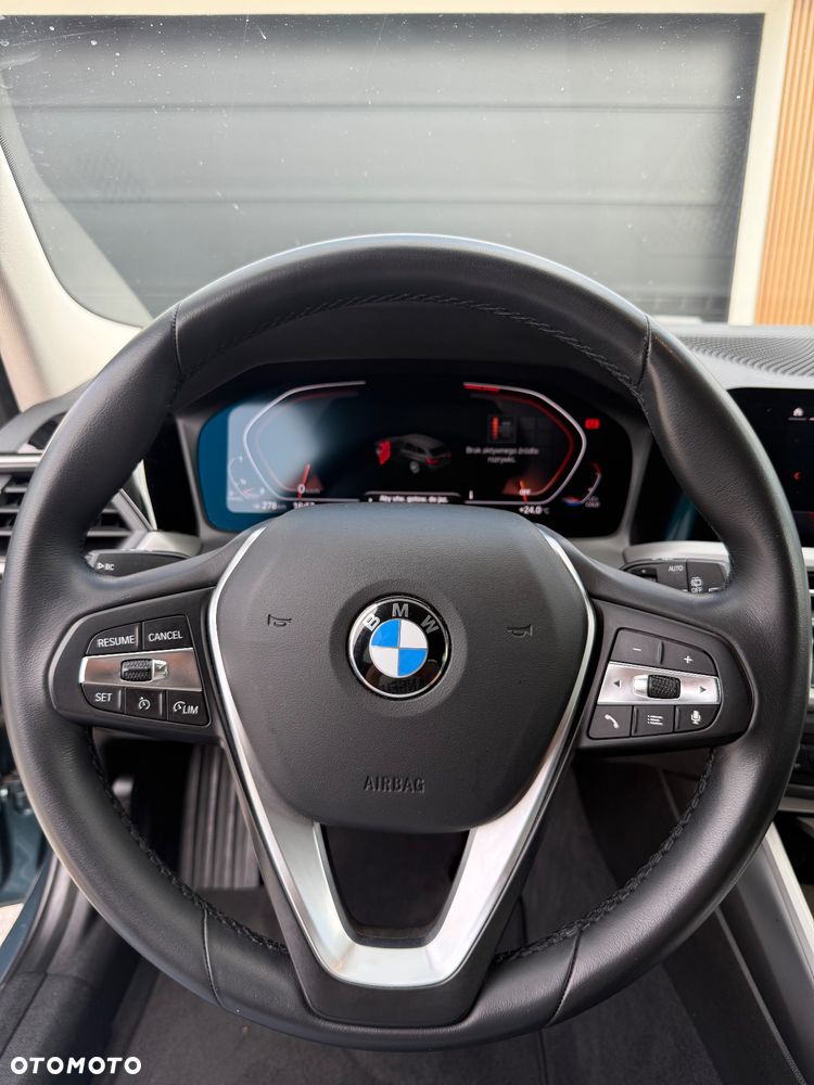 BMW Seria 3 318d - 22