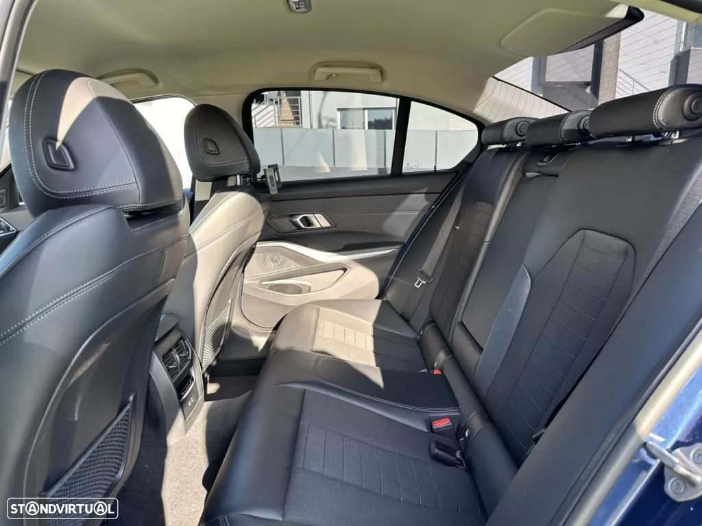 BMW 320 d Aut. M Sport - 27