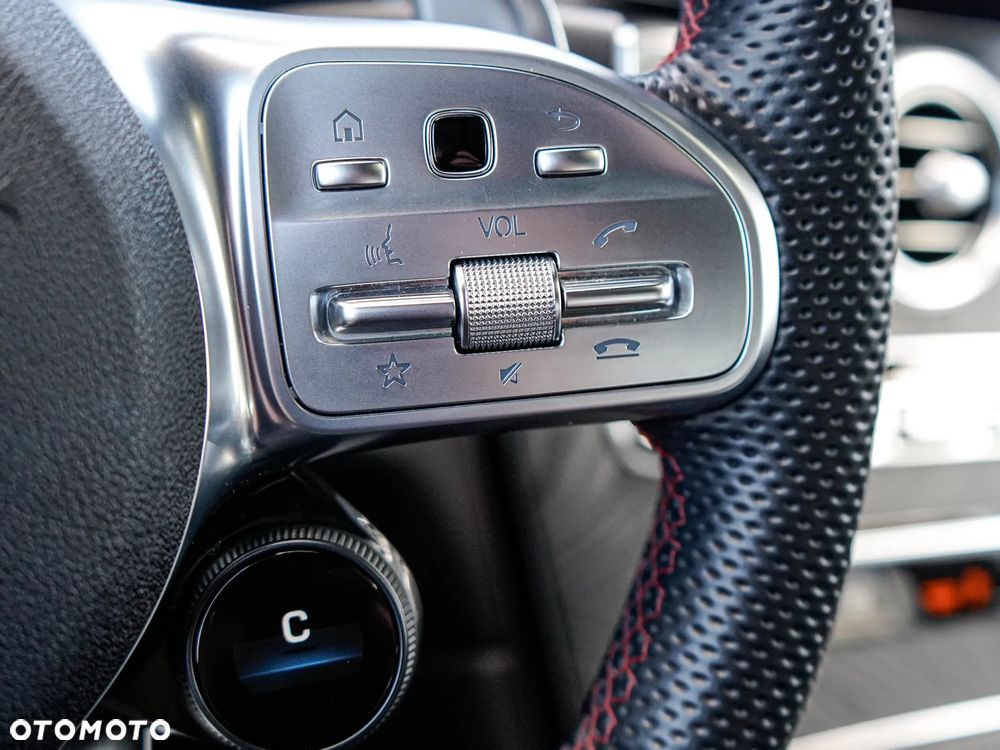 Mercedes-Benz GLC - 22