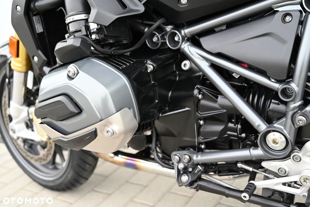BMW R - 17