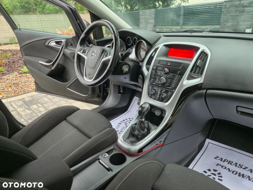 Opel Astra 1.4 T Cosmo - 33