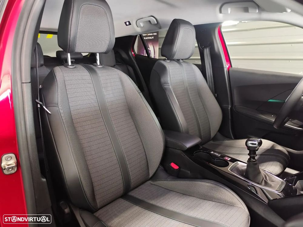 Peugeot 2008 1.2 PureTech Allure Pack - 25