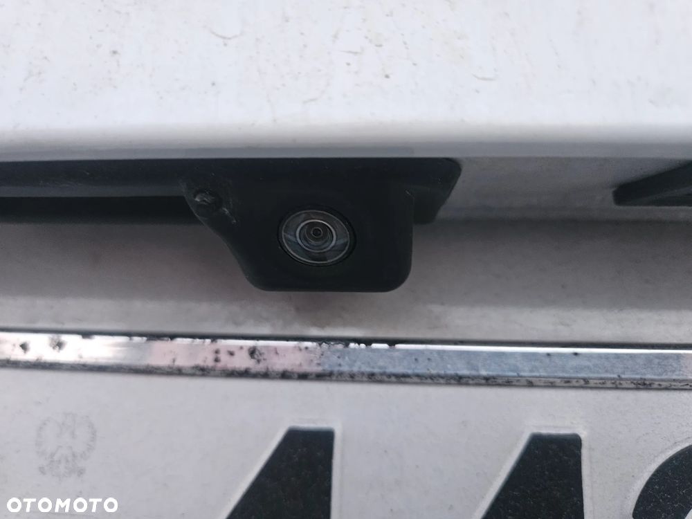 Skoda Superb 1.5 TSI ACT DSG Ambition - 28