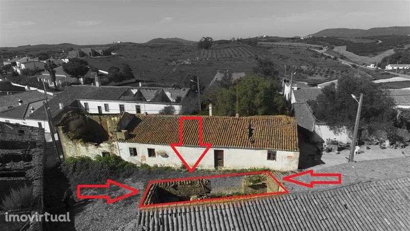 Terreno urbano 602–651 m² com ruína 364 m² - Grande imagem: 4/8