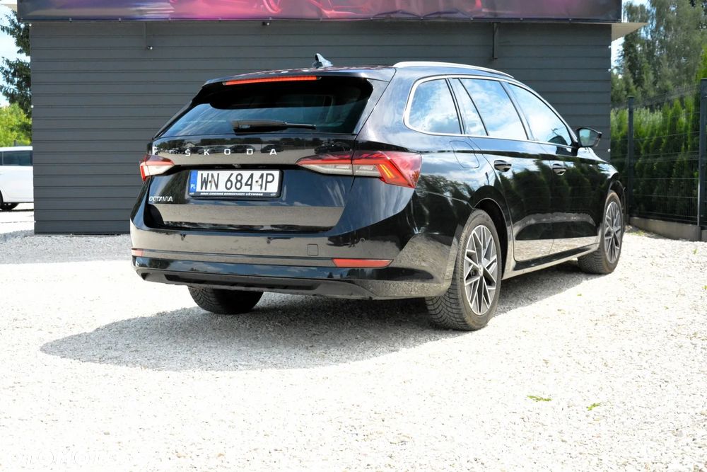 Skoda Octavia 2.0 TDI SCR Style DSG - 8