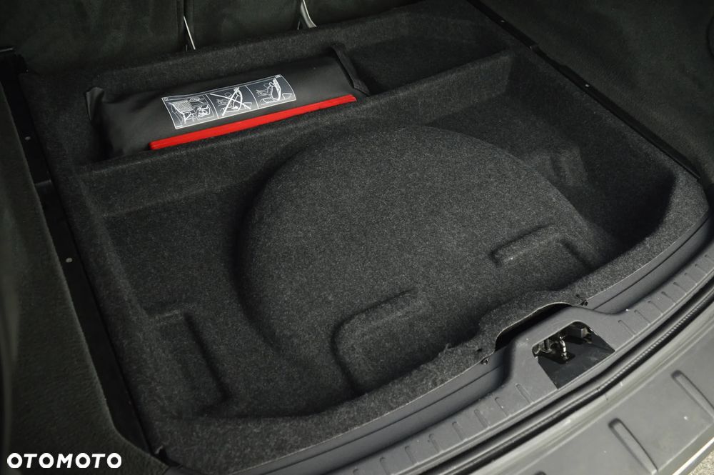 Volvo XC 60 D4 AWD Geartronic Momentum - 16