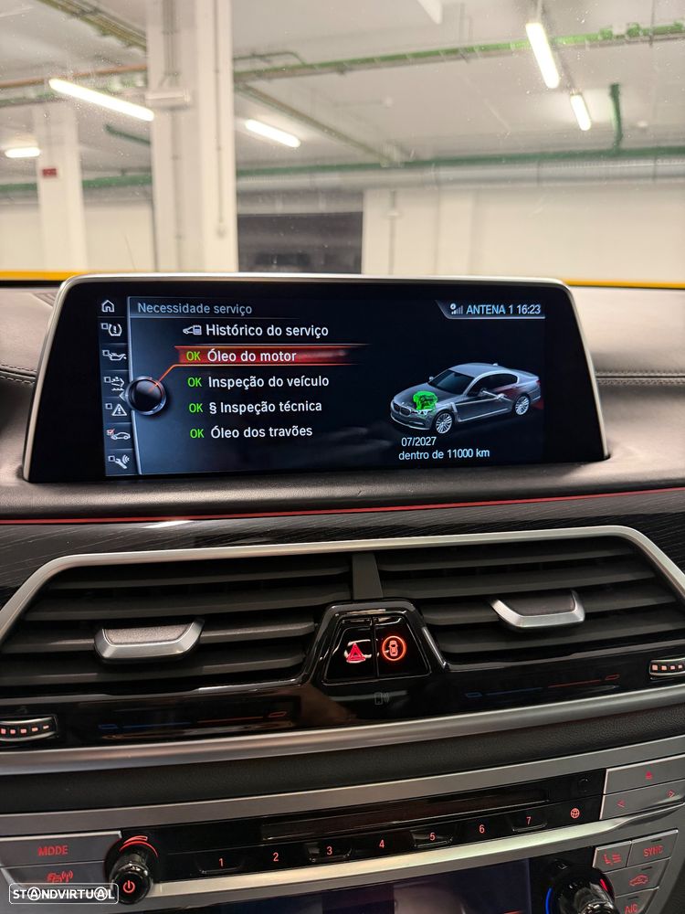 BMW 740 d xDrive Pack M - 12