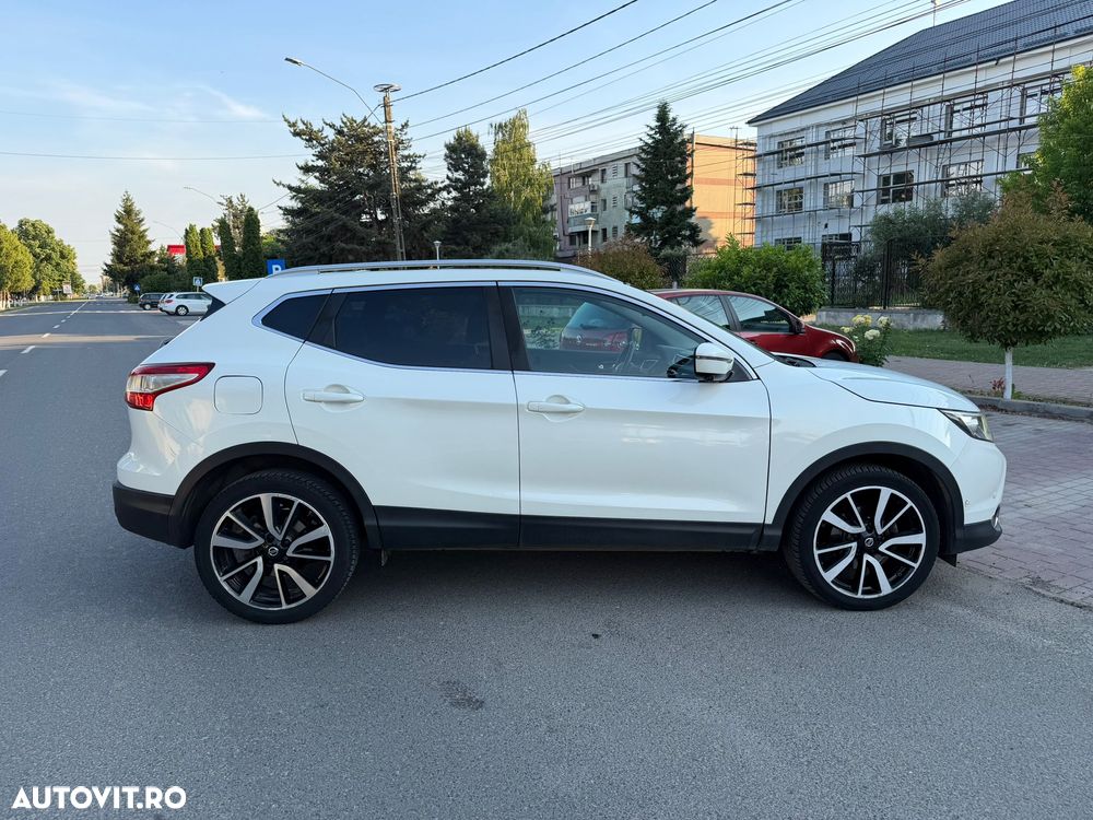 Nissan Qashqai 1.5 DCI Start/Stop Tekna - 11