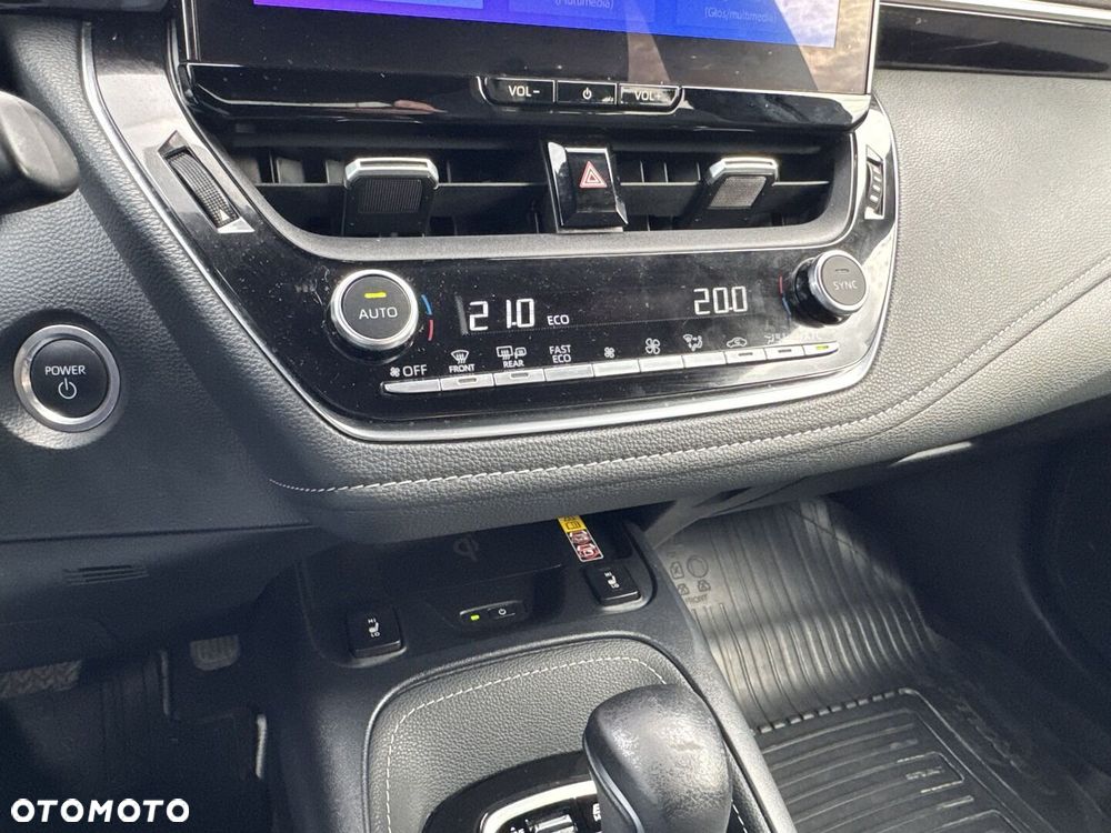 Toyota Corolla - 25
