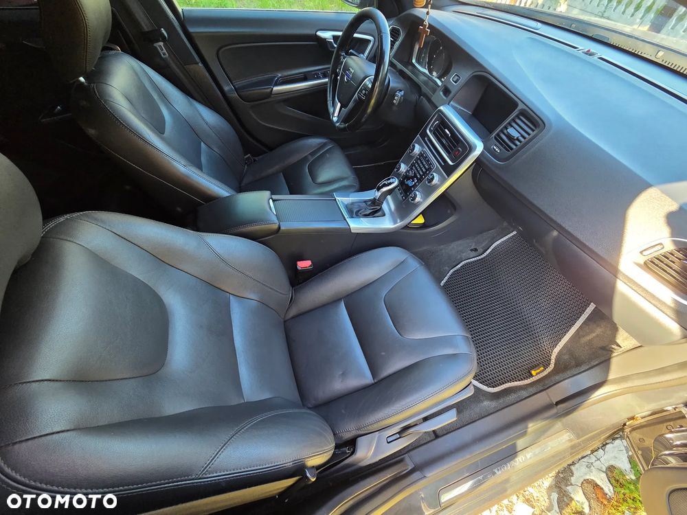 Volvo V60 D4 - 17