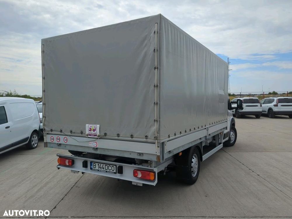 Citroën Jumper 35+ 2.2 BlueHDi 140 S&S L4 Bena CD - 2