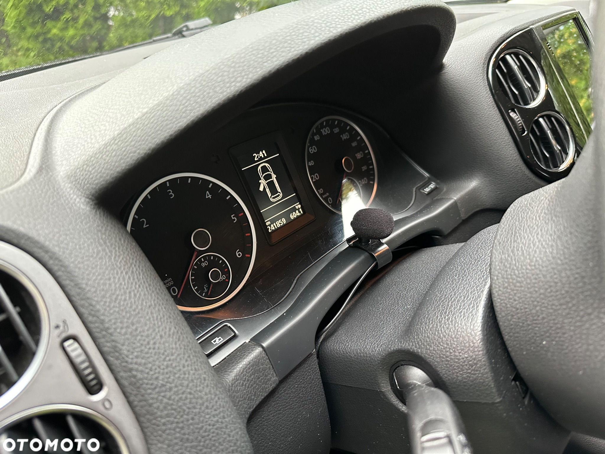 Volkswagen Tiguan - 6