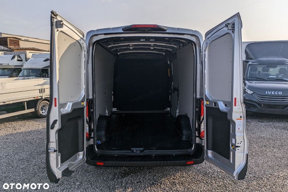 Ford Transit 350 L3H2 Trend Trail 2.0 130KM - 9