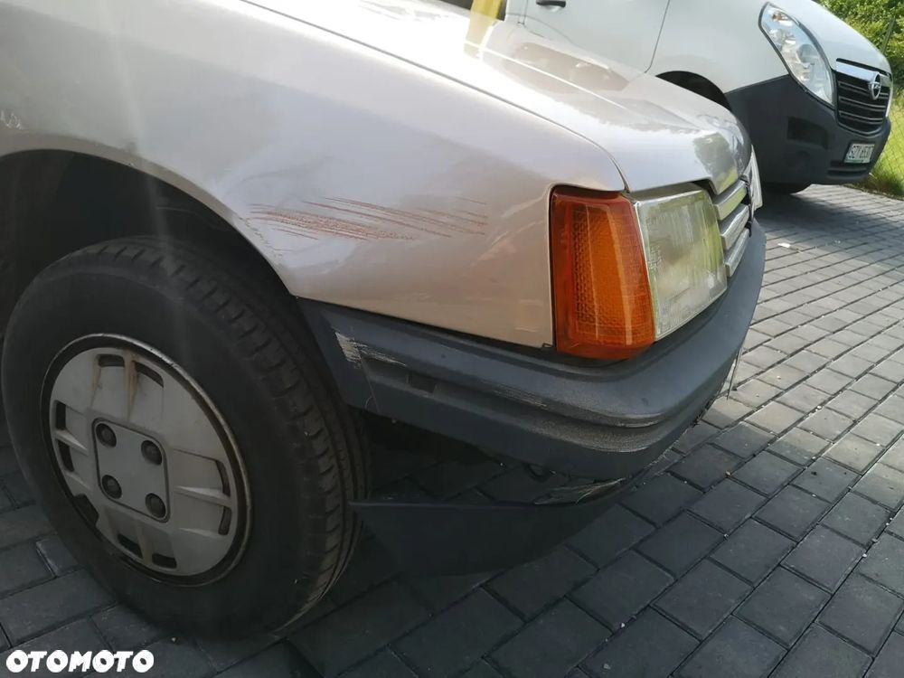 Peugeot 205 1.1 GL - 10