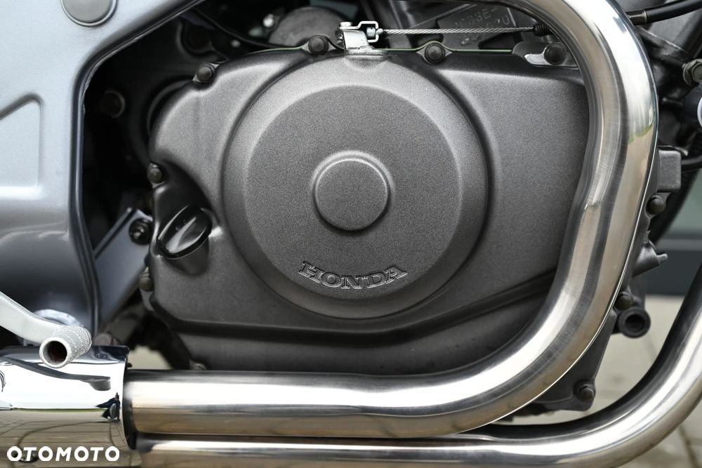 Honda NTV - 32