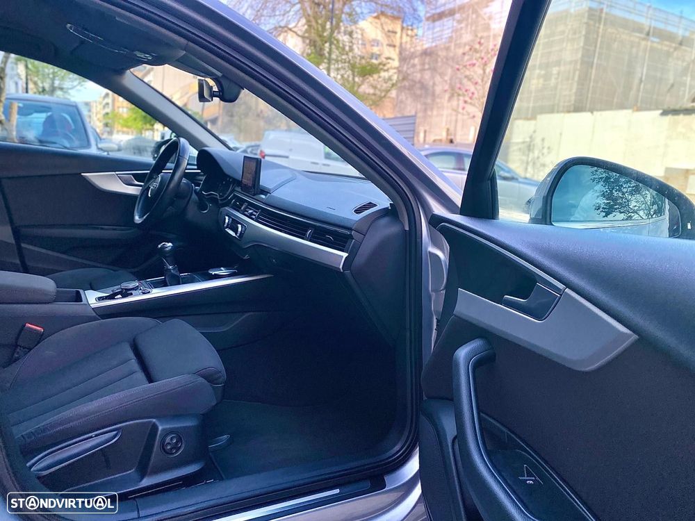 Audi A4 Avant 2.0 TDI Business Line Sport - 23