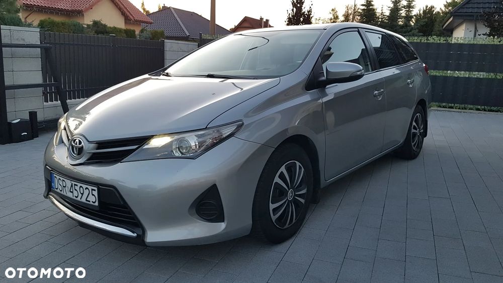 Toyota Auris 1.4 D-4D Comfort - 19