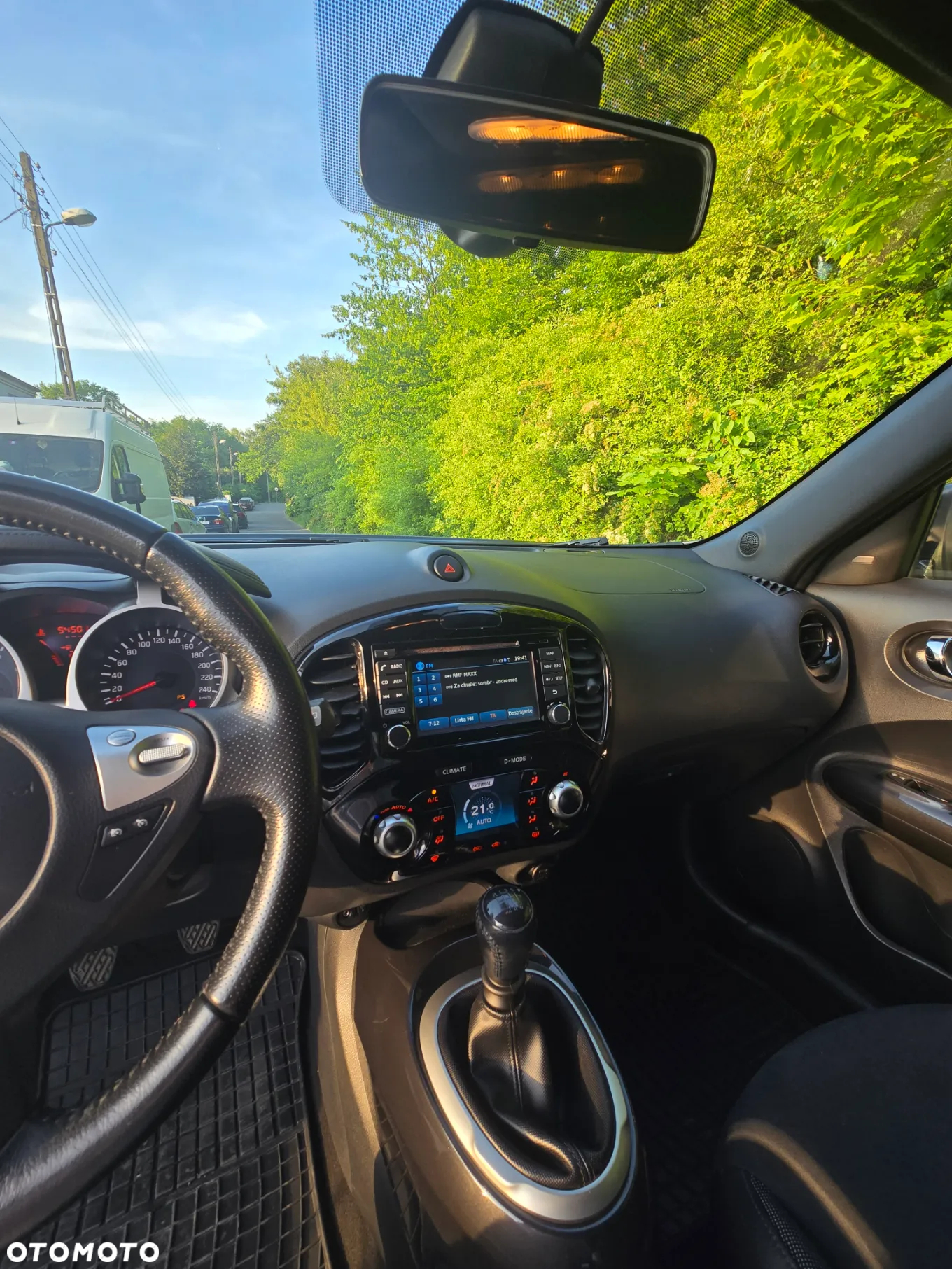 Nissan Juke 1.2 DIG-T N-Connecta EU6 - 8