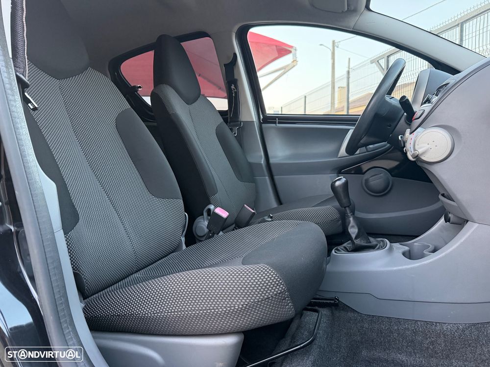 Toyota Aygo Cool - 17