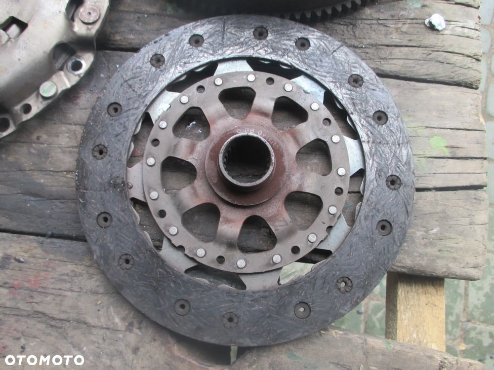 sprzęgło koło zamachowe Docisk BMW E46 2.0D - 3