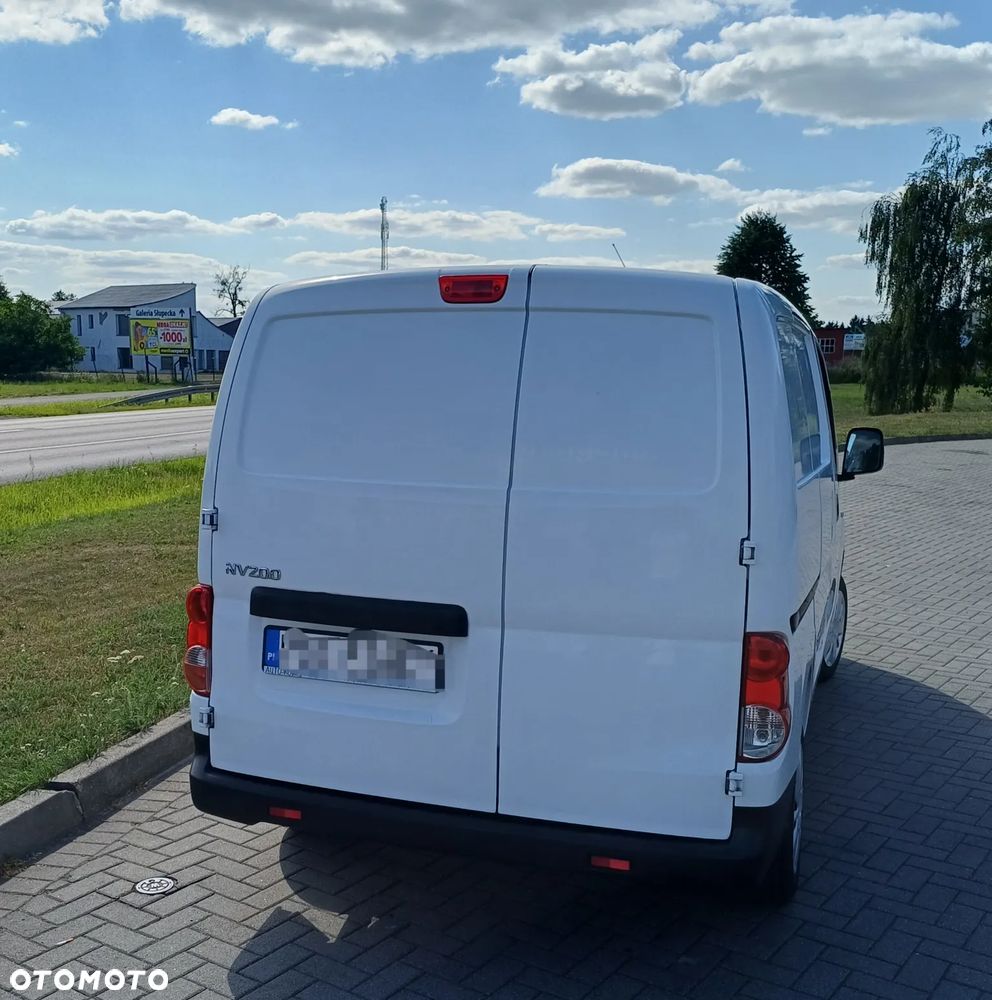 Nissan NV200 - 4