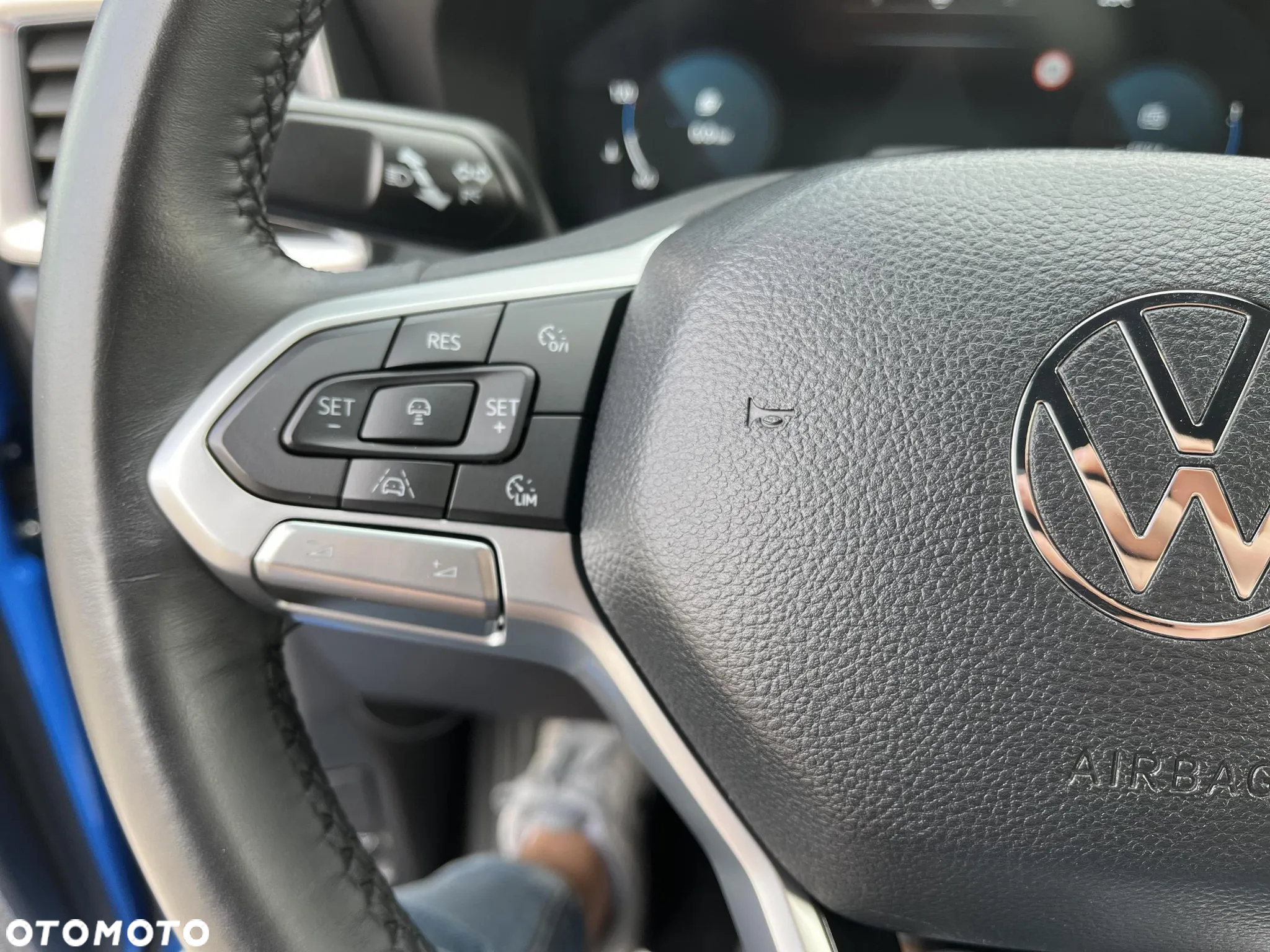 Volkswagen Amarok - 31