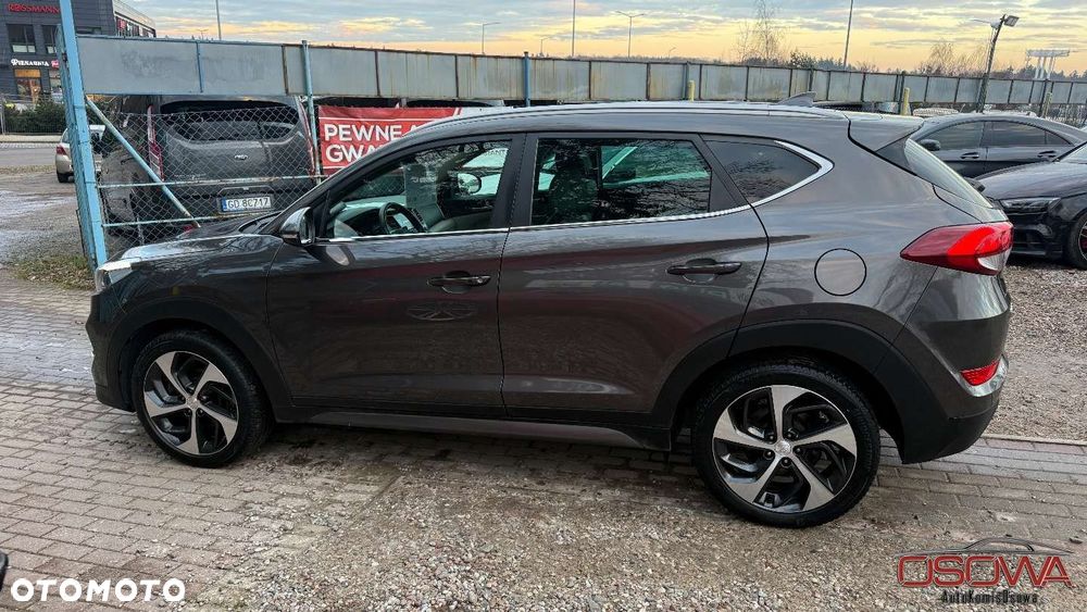 Hyundai Tucson blue 1.7 CRDi 2WD Passion Plus - 11