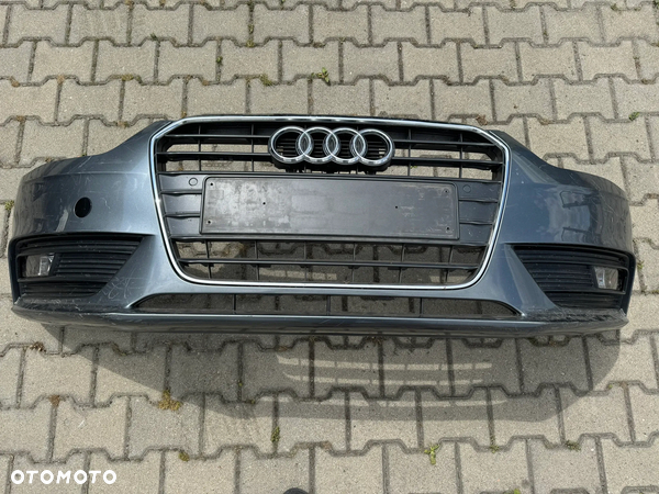 Audi A4 B8 lift zderzak przód przedni z PDC