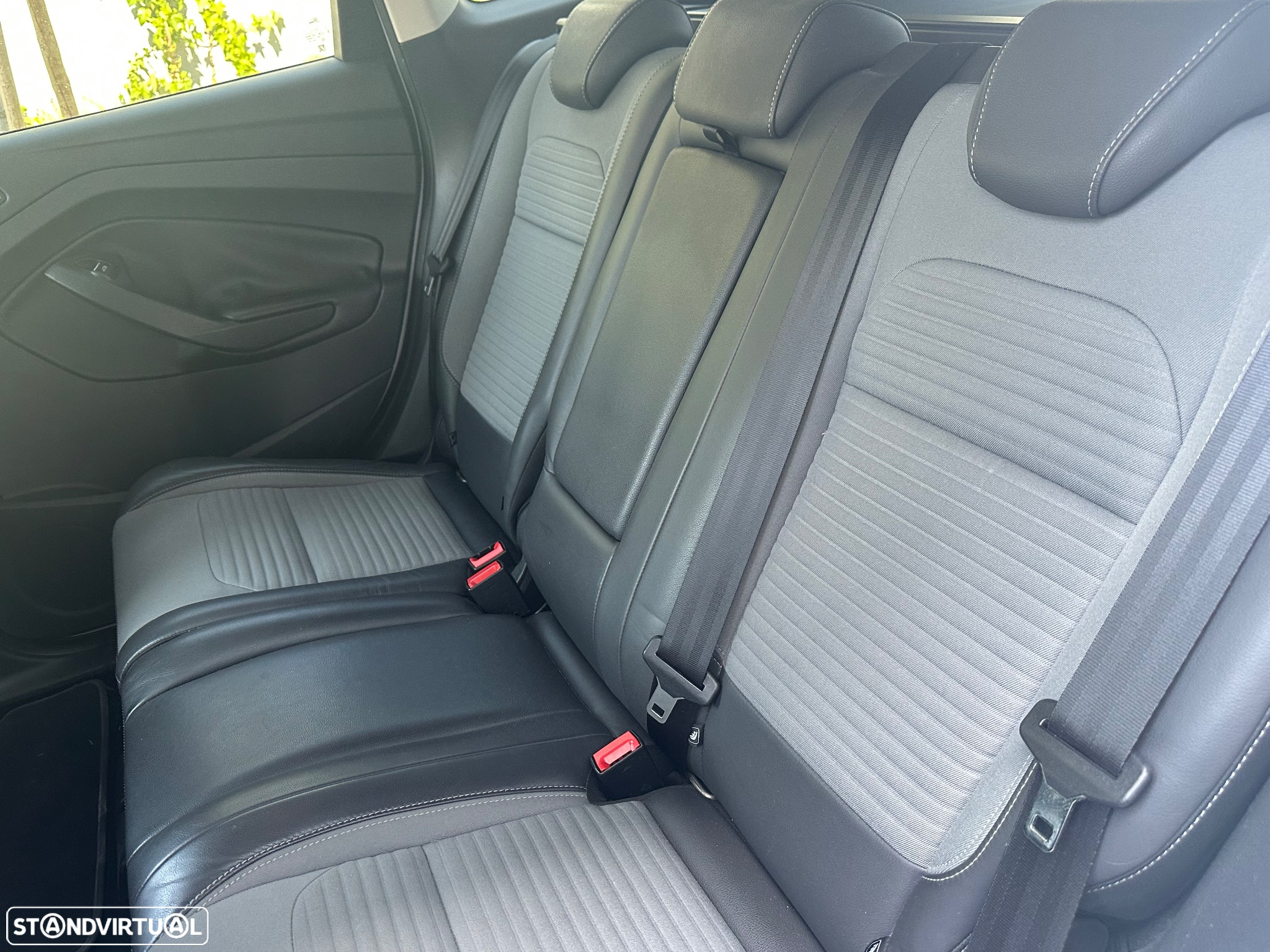 Ford Kuga 1.5 TDCi Titanium - 7