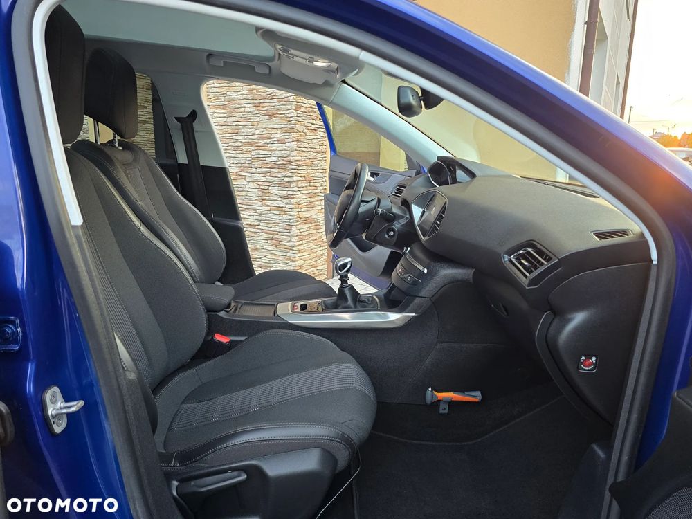 Peugeot 308 BlueHDi 120 Stop & Start Allure - 26