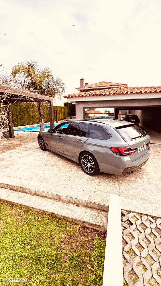 BMW 530 e Pack Desportivo M - 3