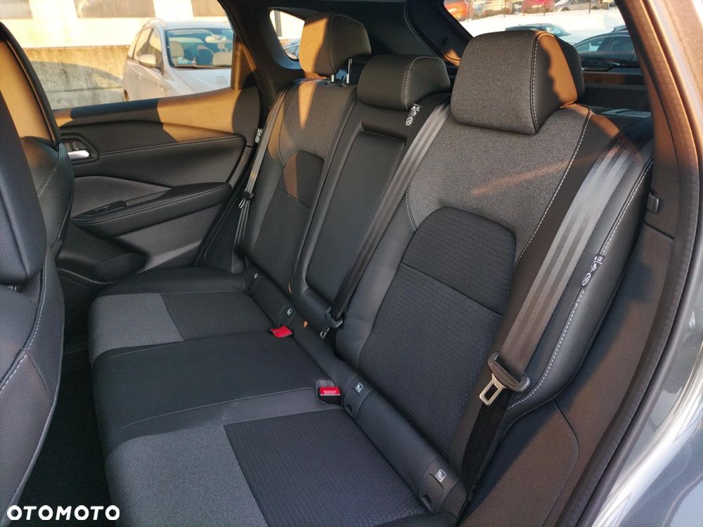 Nissan Qashqai 1.3 DIG-T MHEV N-Connecta Xtronic - 17