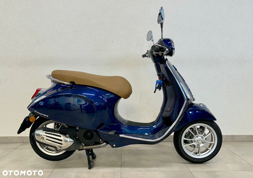 Vespa Primavera - 4