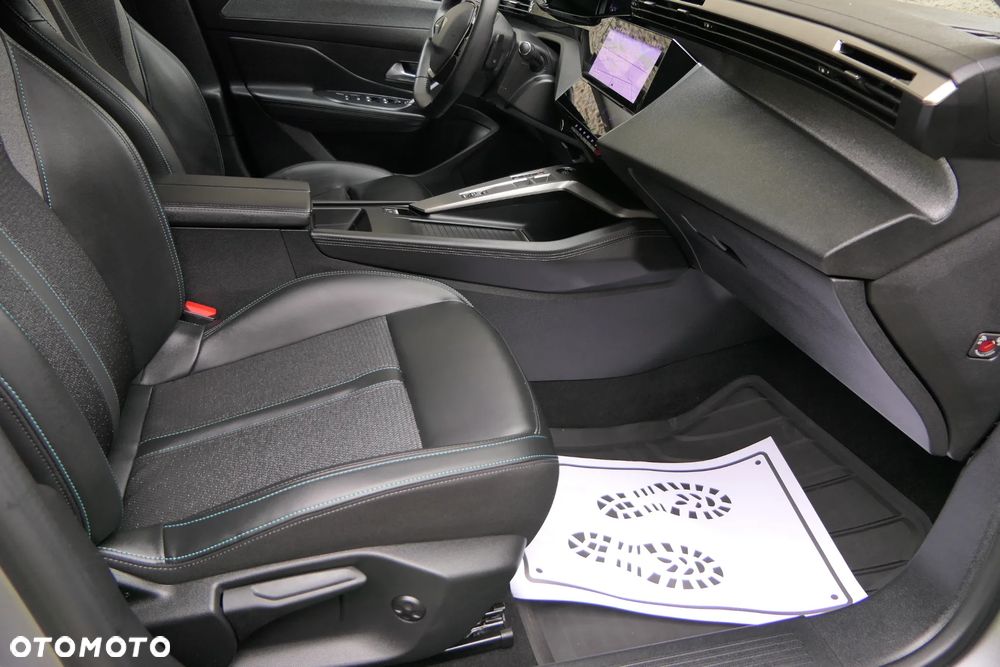 Peugeot 308 1.2 PureTech Allure S&S - 26