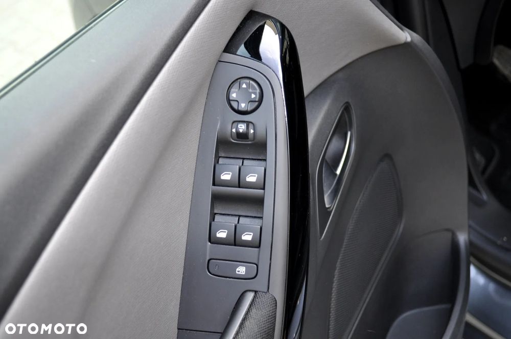 Citroën C4 Picasso PureTech 130 Stop&Start Attraction - 22