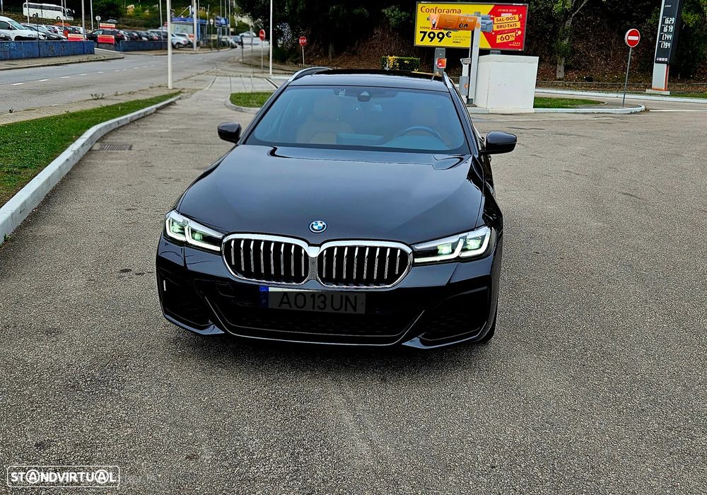 BMW 530 e Pack Desportivo M - 2