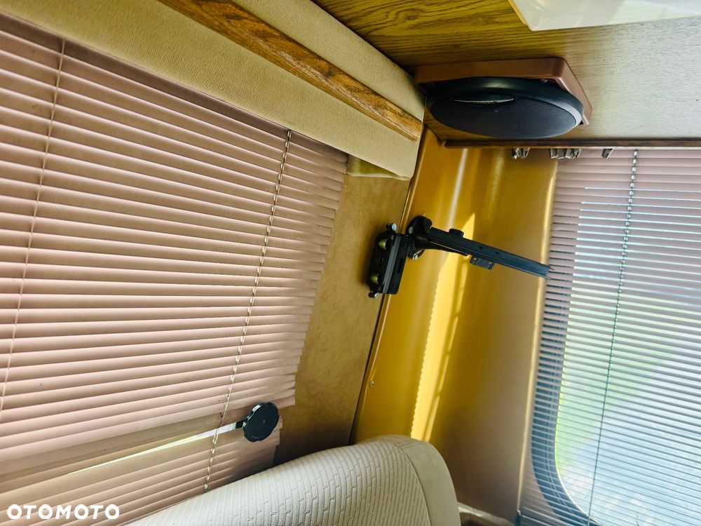 Renault Winnebago - 18